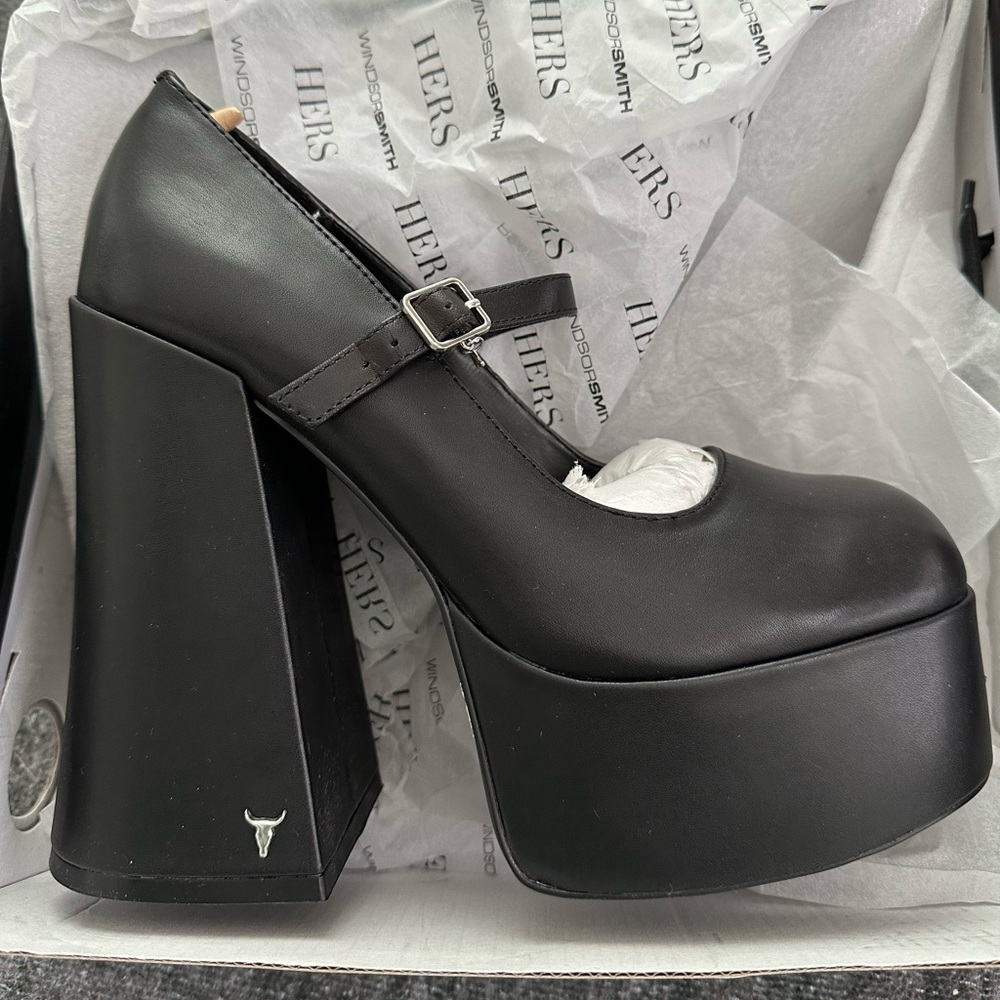Windsor Smith Crowns Black Leather Heels